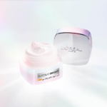 ⁦كريم النهار جليكوليك برايت للإشراقة مع عامل وقاية من الشمس 17 من لوريال باريس - 50مل⁩ - الصورة ⁦2⁩