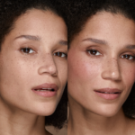 ⁦بلاشر أحمر خدود كريمي ستيك فيلفت تاتش من كيكو - 08 روز موف⁩ - الصورة ⁦3⁩