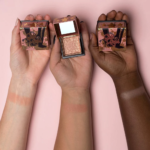 ⁦بلاشر أحمر خدود جولد رش ميني من بنفت - جولدن نيكتار⁩ - الصورة ⁦4⁩