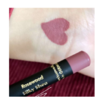 ⁦قلم محدد شفاه من نوره بو عوض - روز وود⁩ - الصورة ⁦3⁩