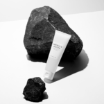 ⁦منظف رغوي جل مدغشقر سينتيلا لتفتيح وتوحيد لون البشرة من سكين1004 - 125مل⁩ - الصورة ⁦2⁩