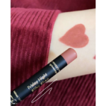 ⁦قلم محدد شفاه من نوره بو عوض - فرايدي نايت⁩ - الصورة ⁦3⁩